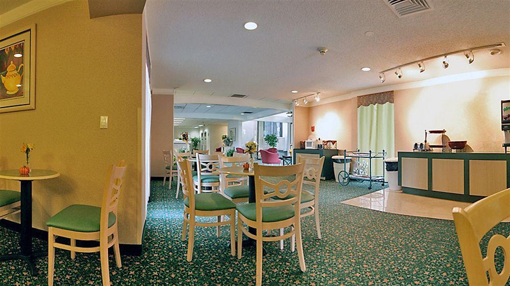 La Quinta By Wyndham Seattle Sea-Tac Airport Hotel Сиатак Екстериор снимка