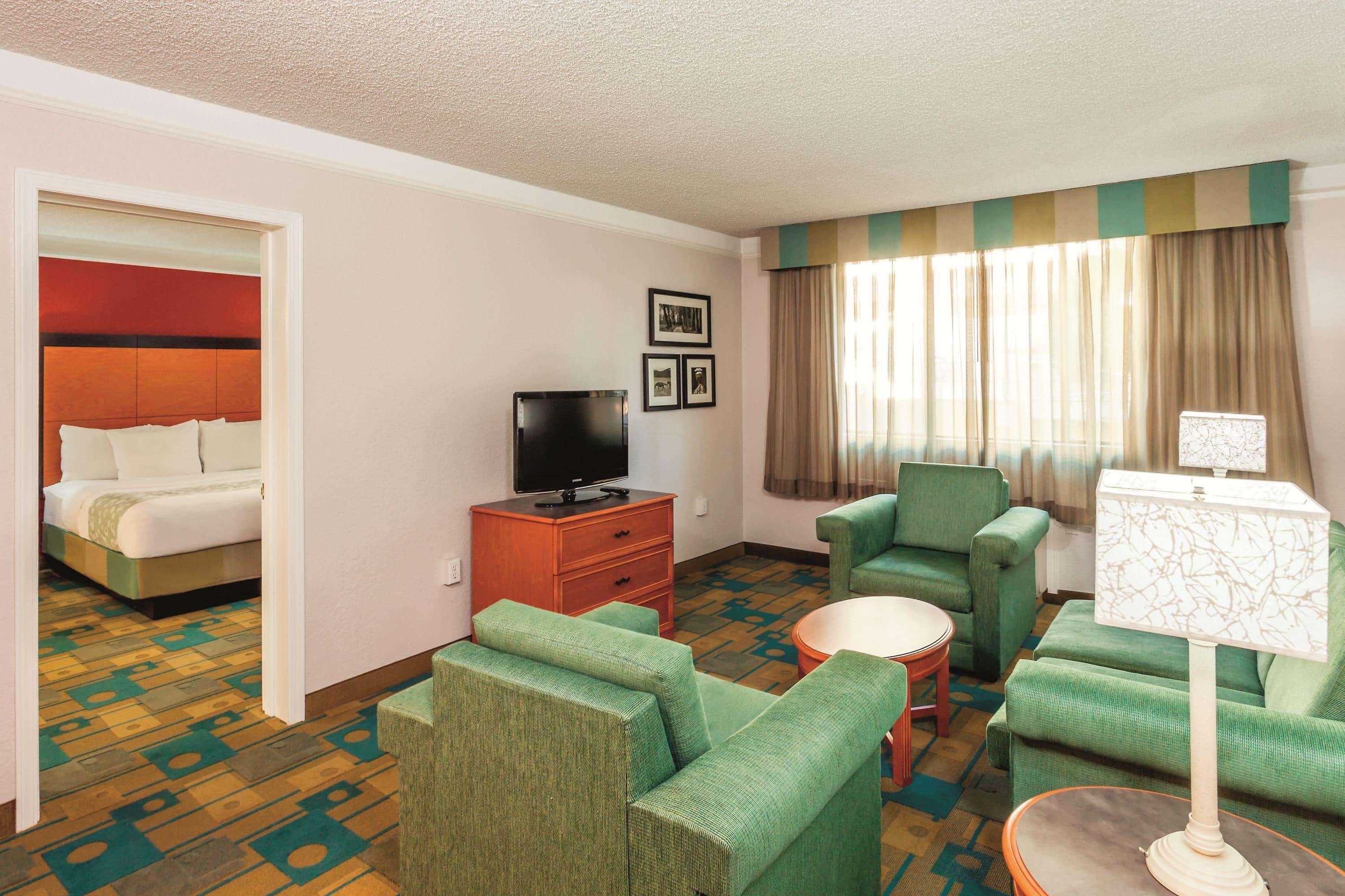 La Quinta By Wyndham Seattle Sea-Tac Airport Hotel Сиатак Екстериор снимка