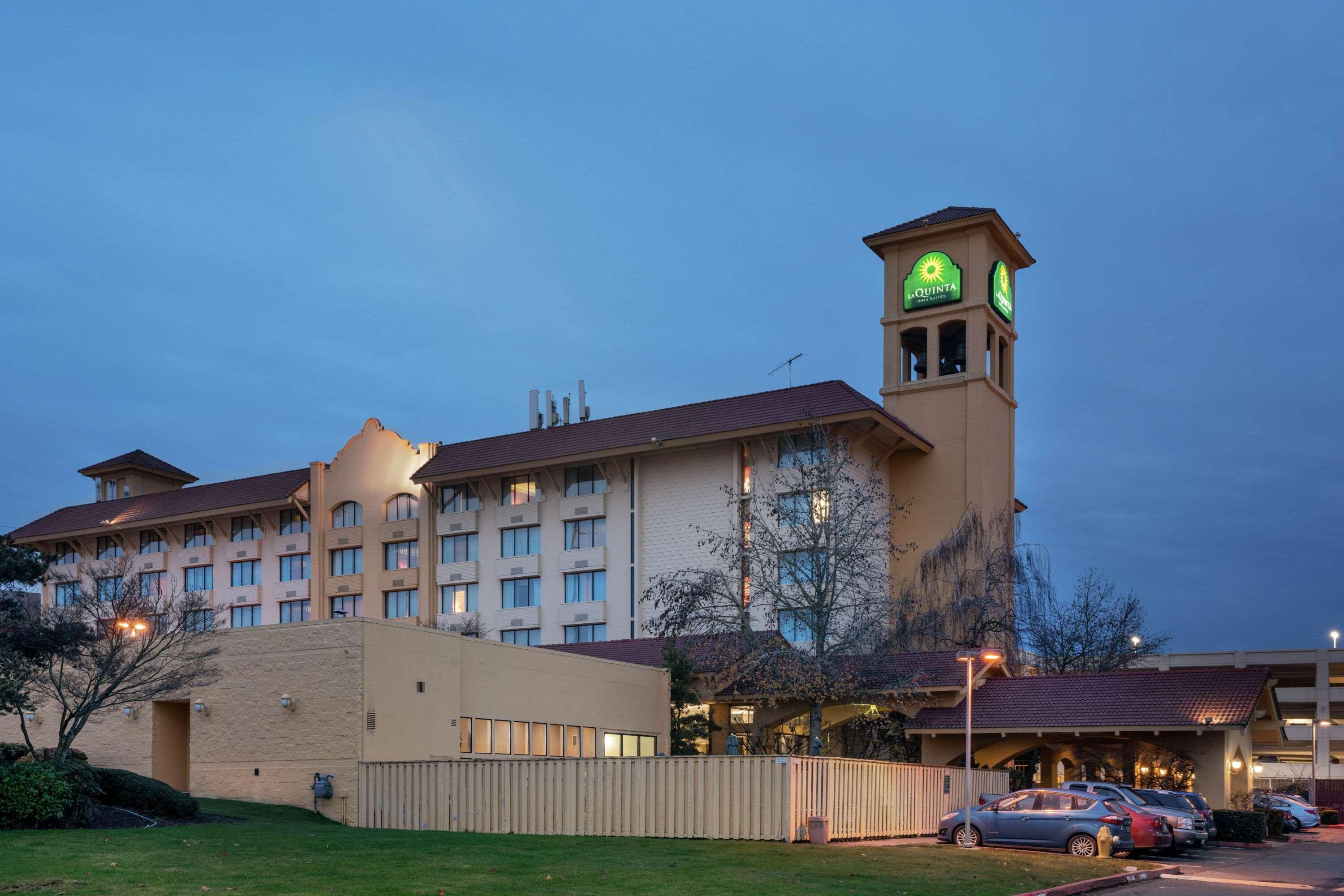 La Quinta By Wyndham Seattle Sea-Tac Airport Hotel Сиатак Екстериор снимка