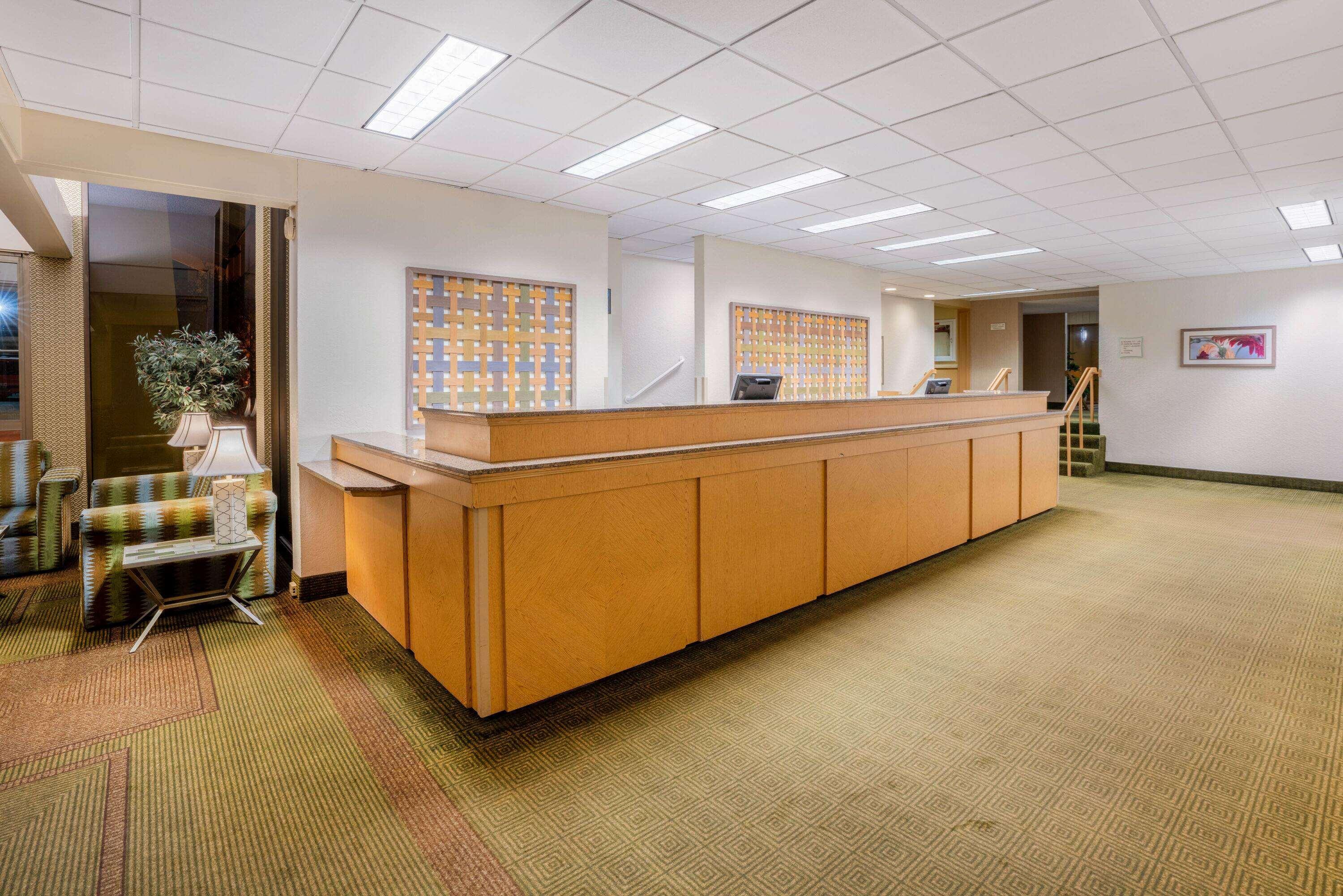 La Quinta By Wyndham Seattle Sea-Tac Airport Hotel Сиатак Екстериор снимка